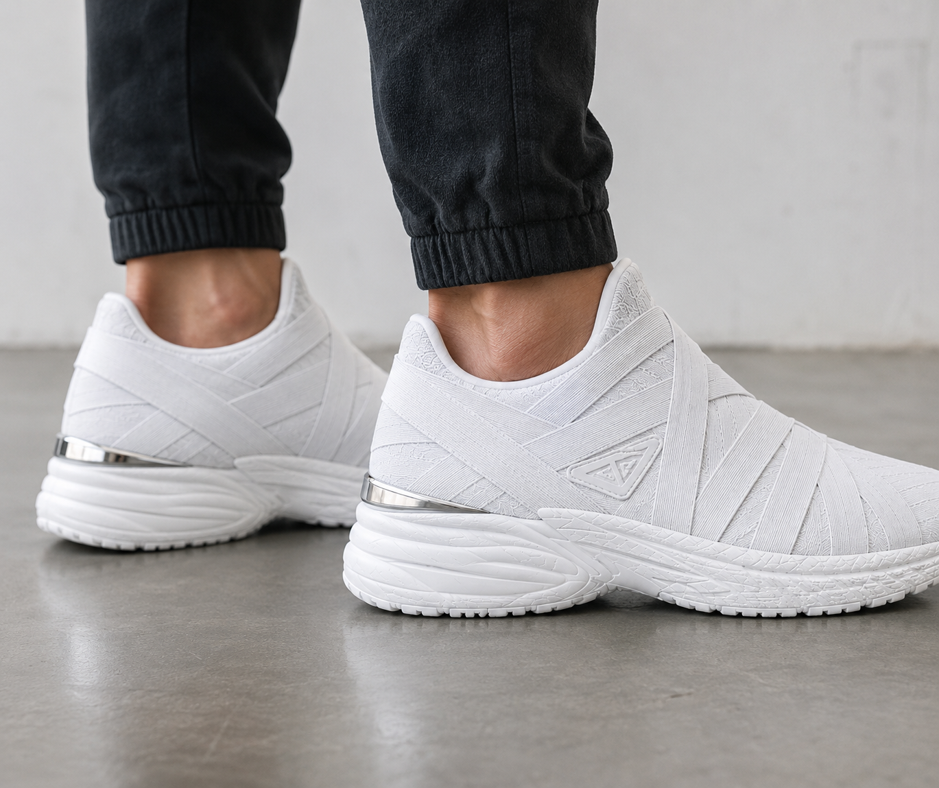 Krome Runners White